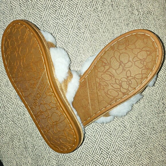 🔥HP🔥 NWT MeMoi Women's Serina Slide-On Plush Slippers in Ivory Size S - Picture 7 of 11